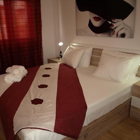 Apartments Adria Ядрия Екстериор снимка