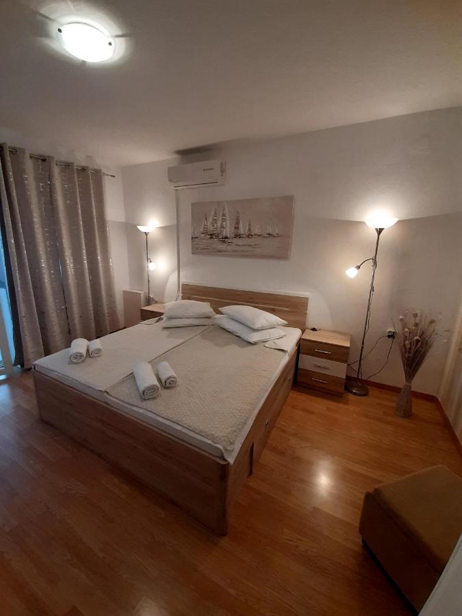 Apartments Adria Ядрия Екстериор снимка