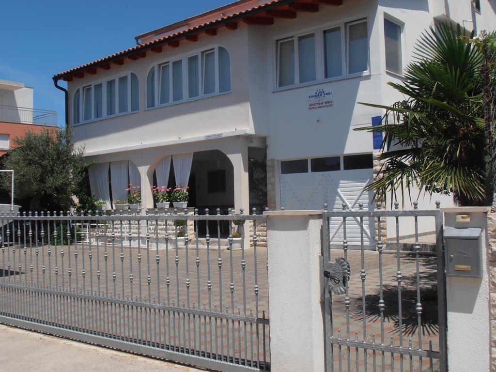 Apartments Adria Ядрия Екстериор снимка