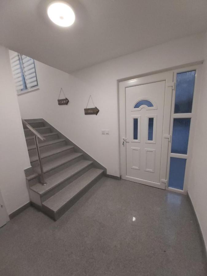 Apartments Adria Ядрия Екстериор снимка